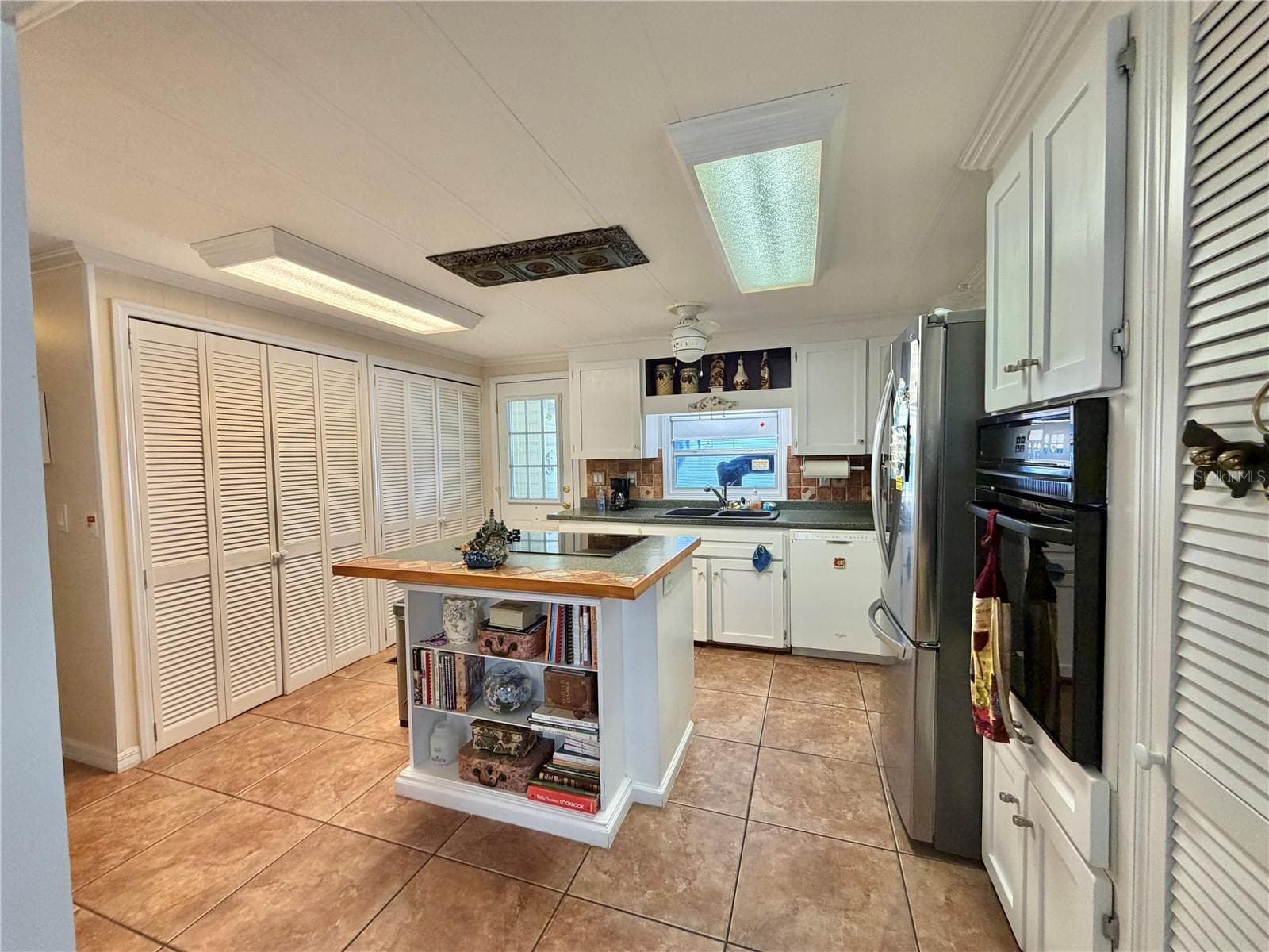 Mobile Home at 342 PALO VERDE DR, LEESBURG, photo 18 of 56