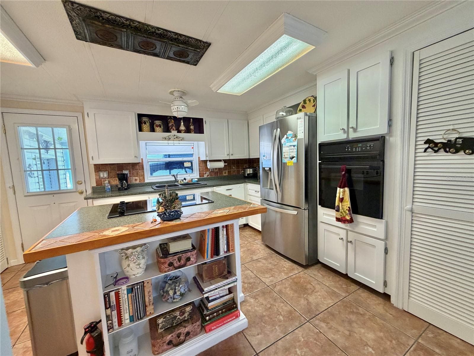 Mobile Home at 342 PALO VERDE DR, LEESBURG, photo 19 of 56