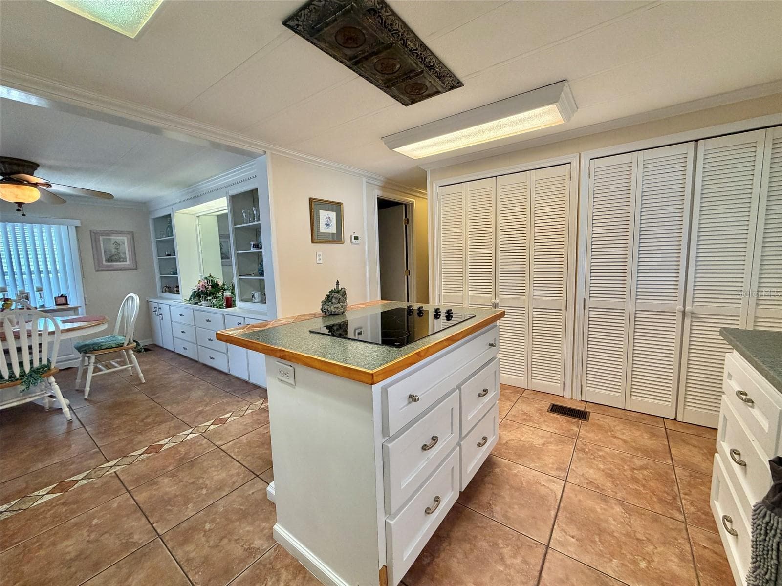 Mobile Home at 342 PALO VERDE DR, LEESBURG, photo 23 of 56