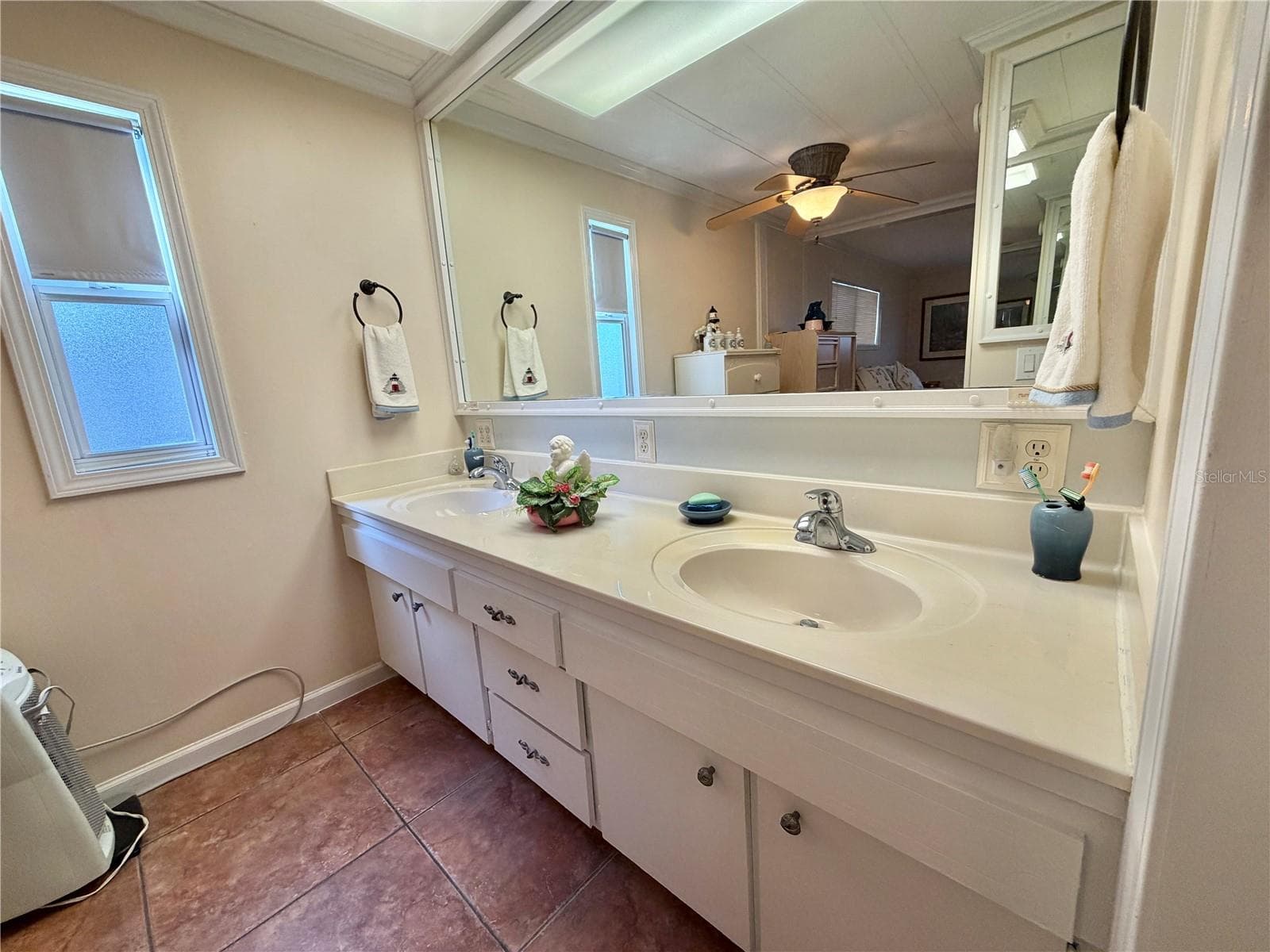 Mobile Home at 342 PALO VERDE DR, LEESBURG, photo 37 of 56