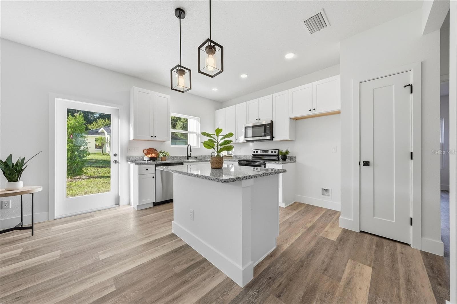 Kitchen - 1458 3RD ST, ORANGE CITY