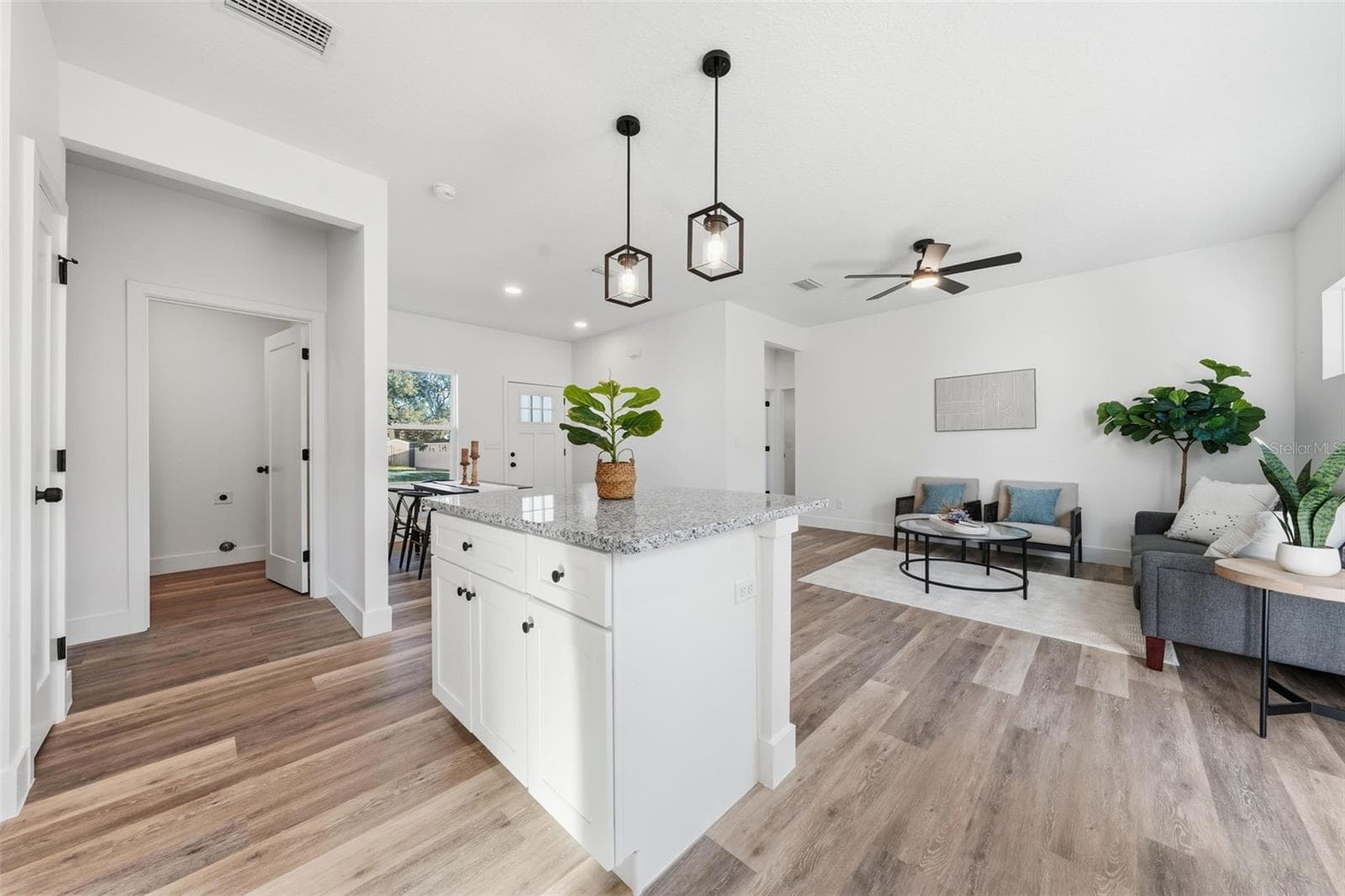 Kitchen/Living - 1458 3RD ST, ORANGE CITY
