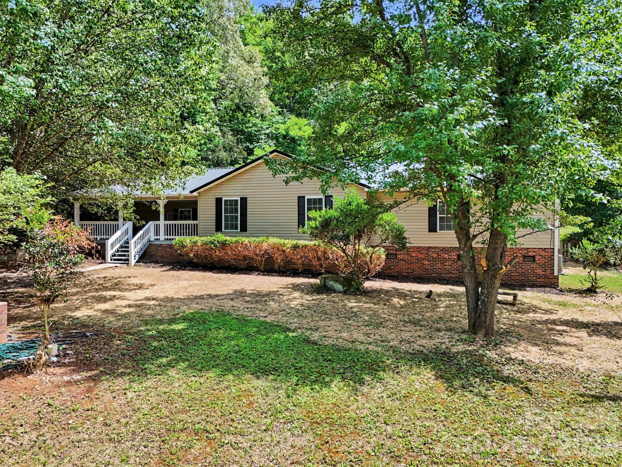 Single Family Residence at 705 Loflin Road, Denton, photo 30 of 34