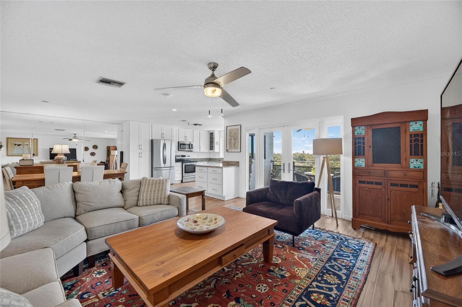 Open Floor Plan Living - 2780 N RIVERSIDE DR #601, TAMPA