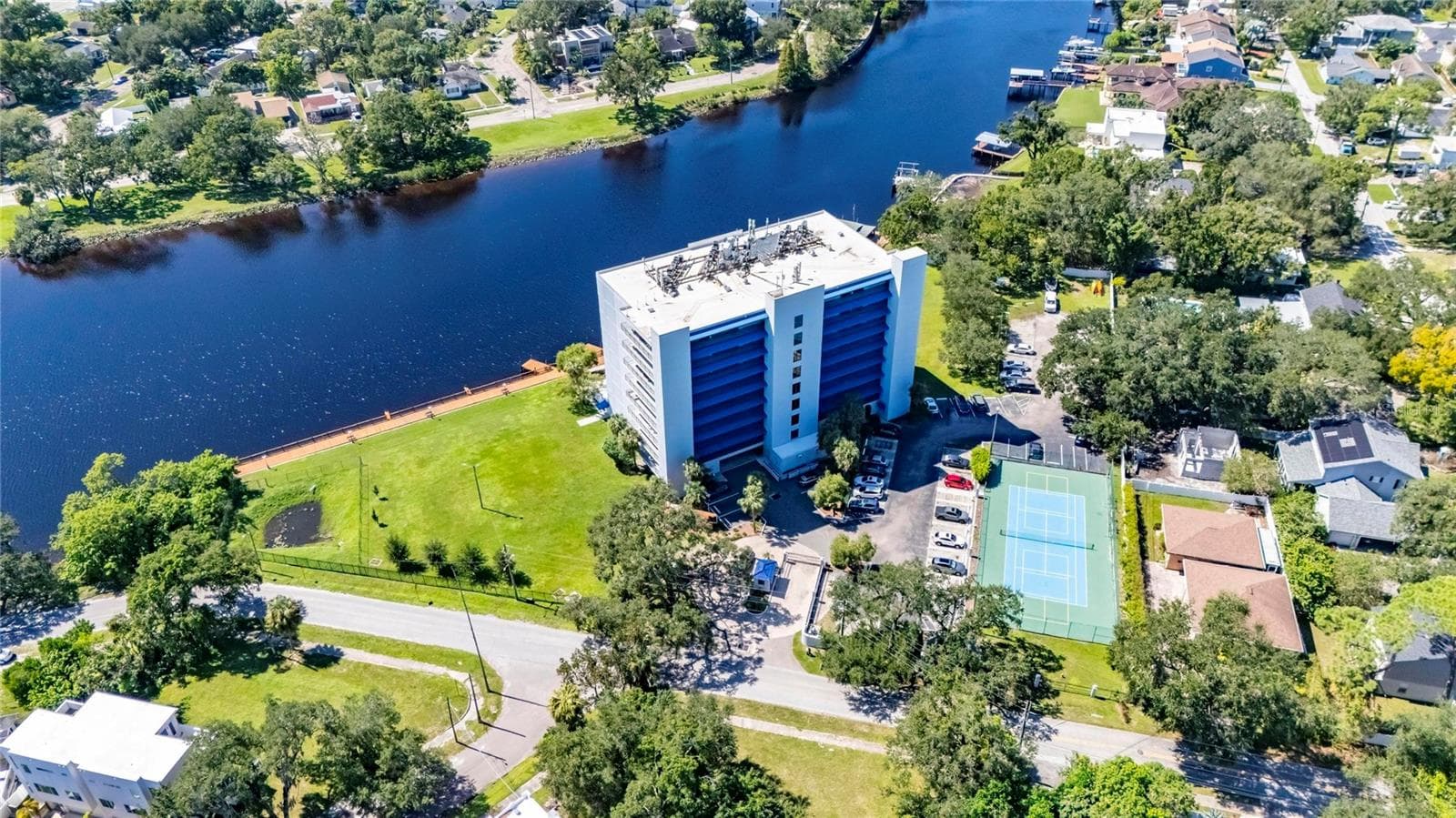 Condominium at 2780 N RIVERSIDE DR #601, TAMPA, photo 88 of 92