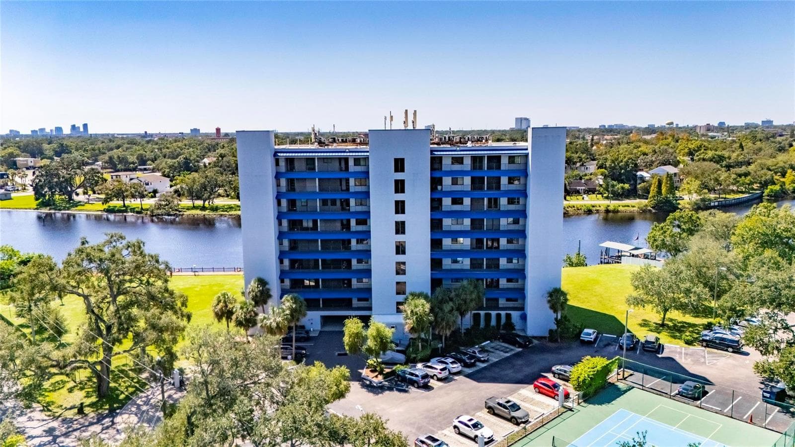 Condominium at 2780 N RIVERSIDE DR #601, TAMPA, photo 89 of 92