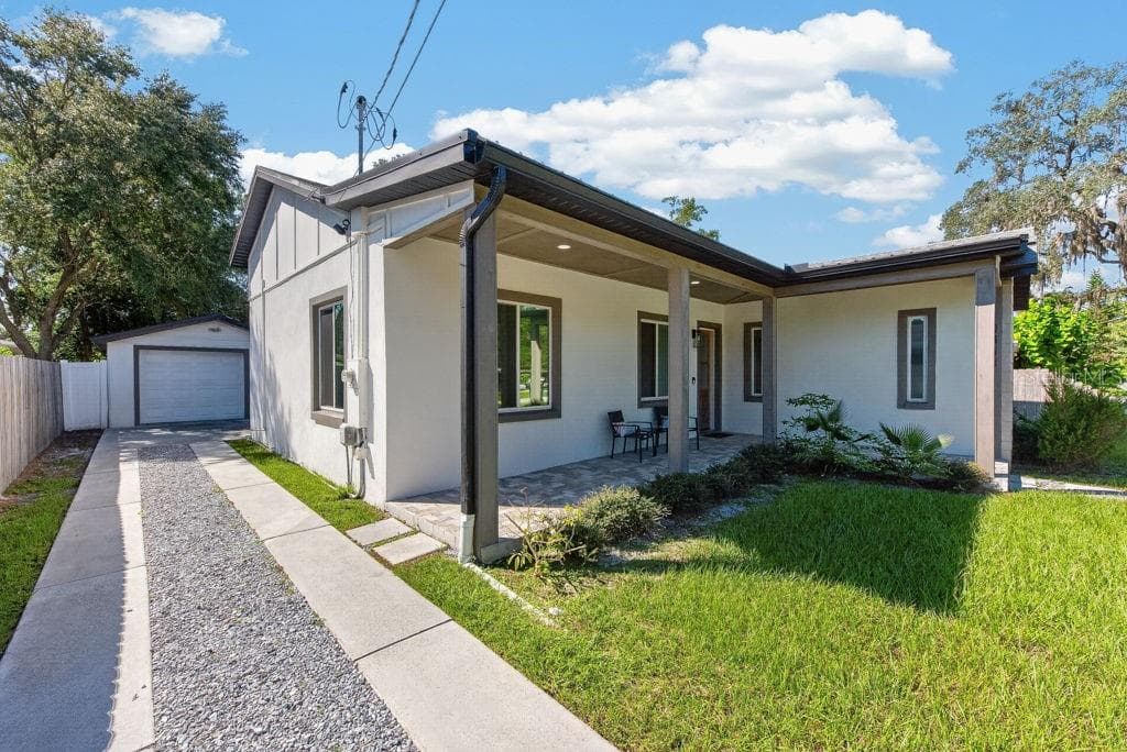 Single Family Residence at 2009 E JEAN ST, TAMPA, photo 2 of 62
