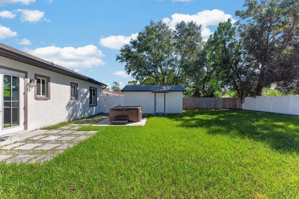Single Family Residence at 2009 E JEAN ST, TAMPA, photo 43 of 62