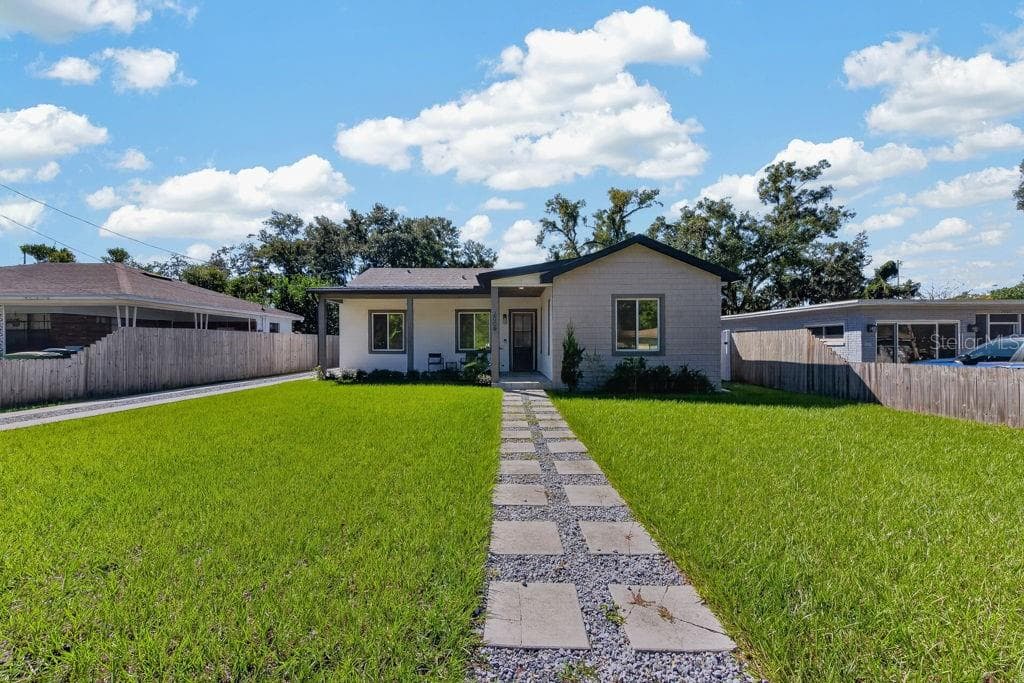 Single Family Residence at 2009 E JEAN ST, TAMPA, photo 54 of 62