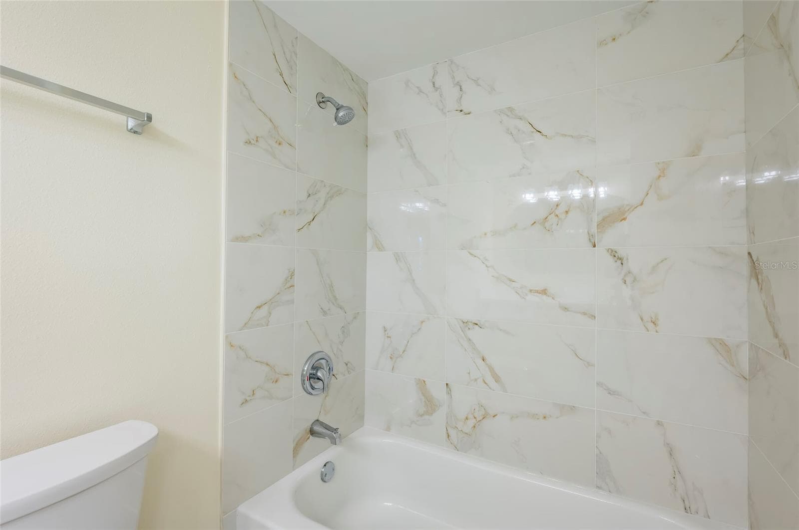 Condominium at 4705 1ST ST NE #137, ST PETERSBURG, photo 16 of 20