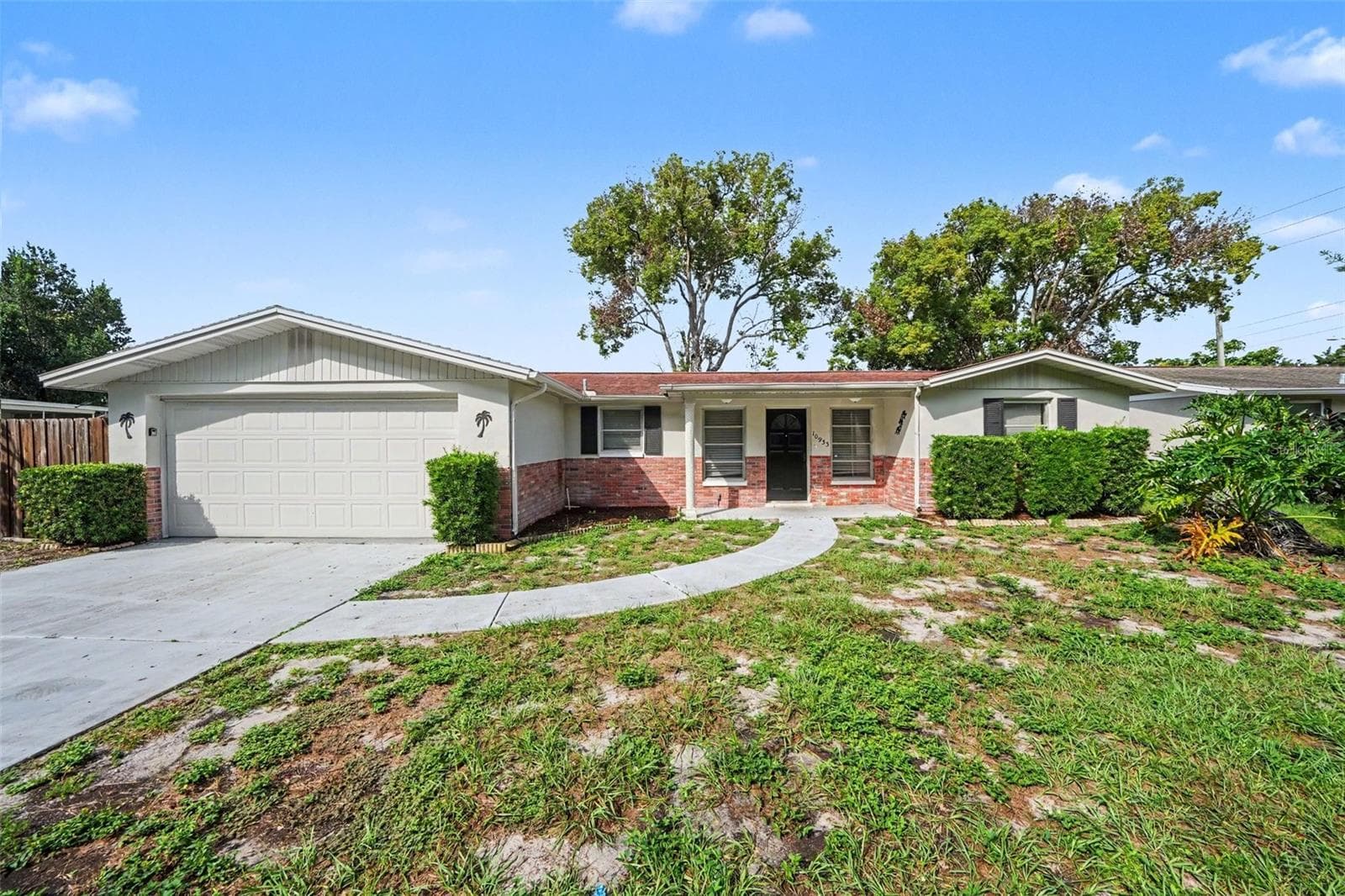 10933 STAMFORD DR