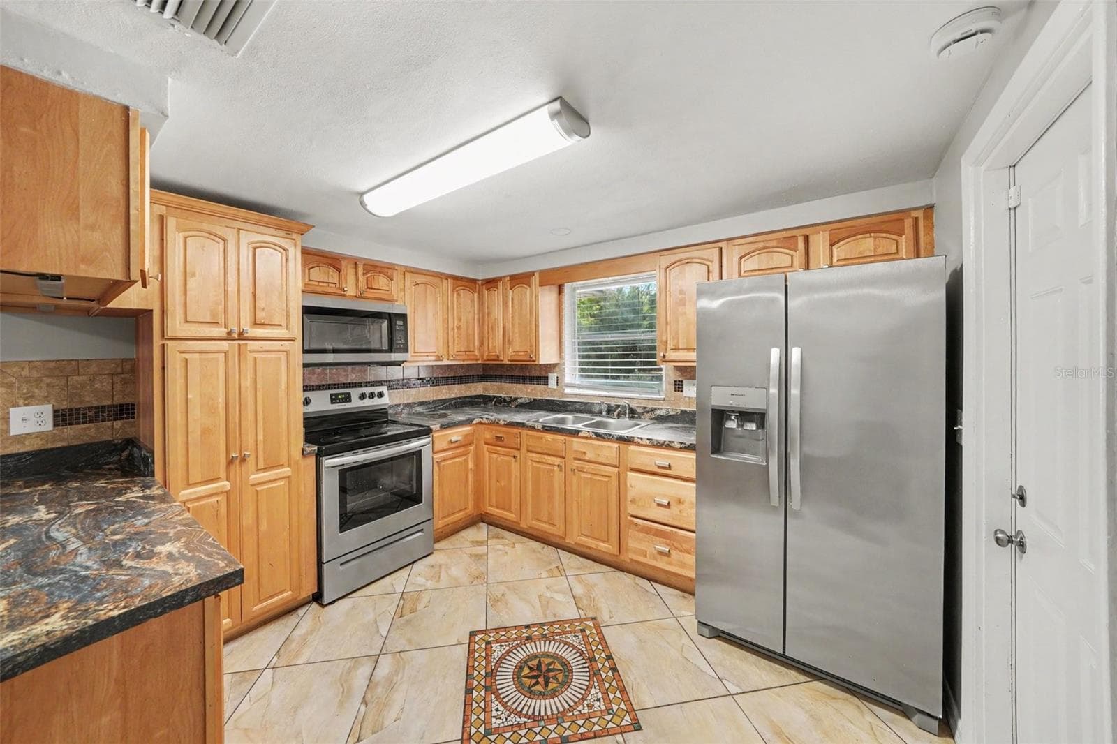 Single Family Residence at 10933 STAMFORD DR, PORT RICHEY, photo 10 of 21