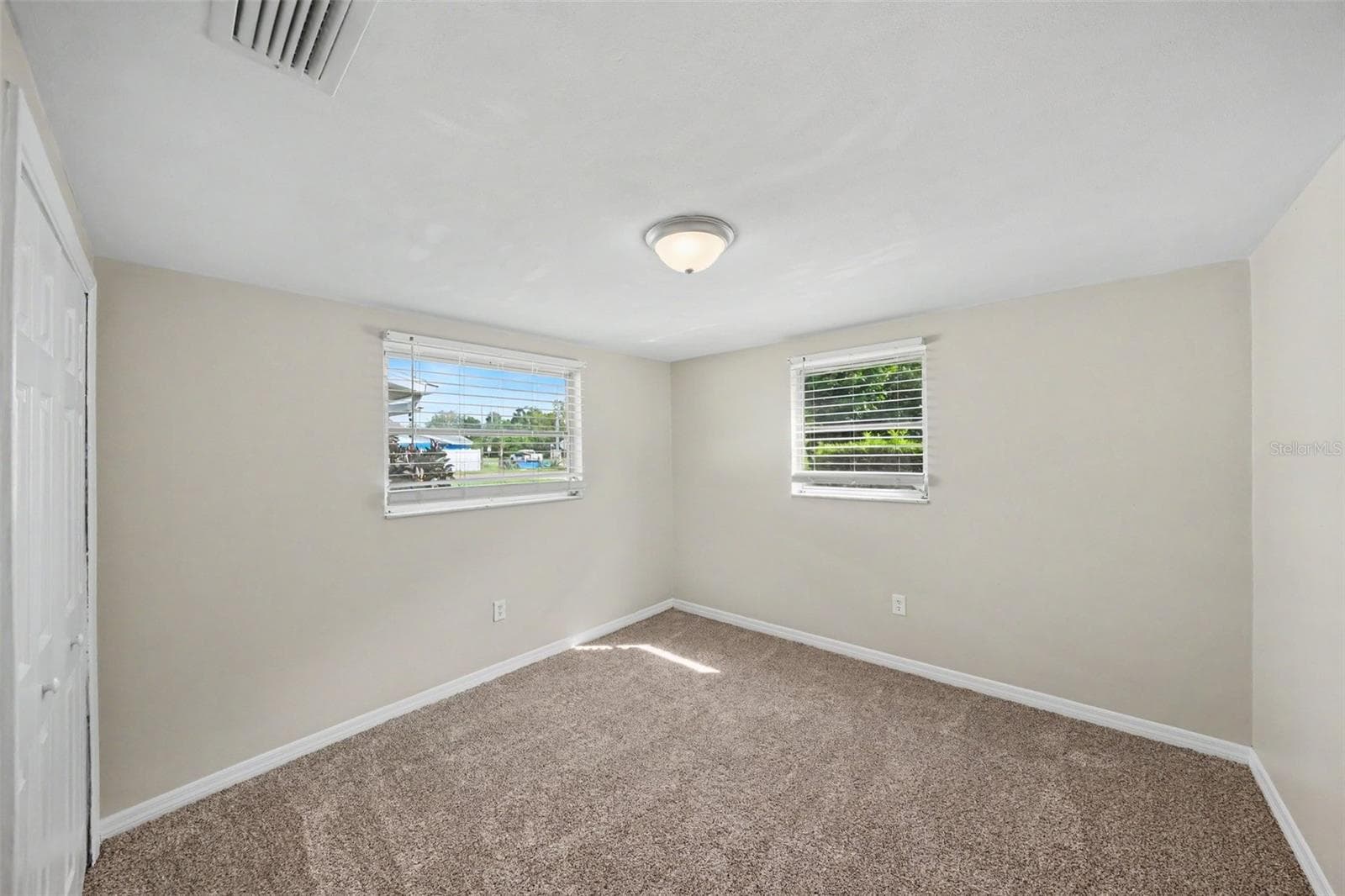 Single Family Residence at 10933 STAMFORD DR, PORT RICHEY, photo 13 of 21
