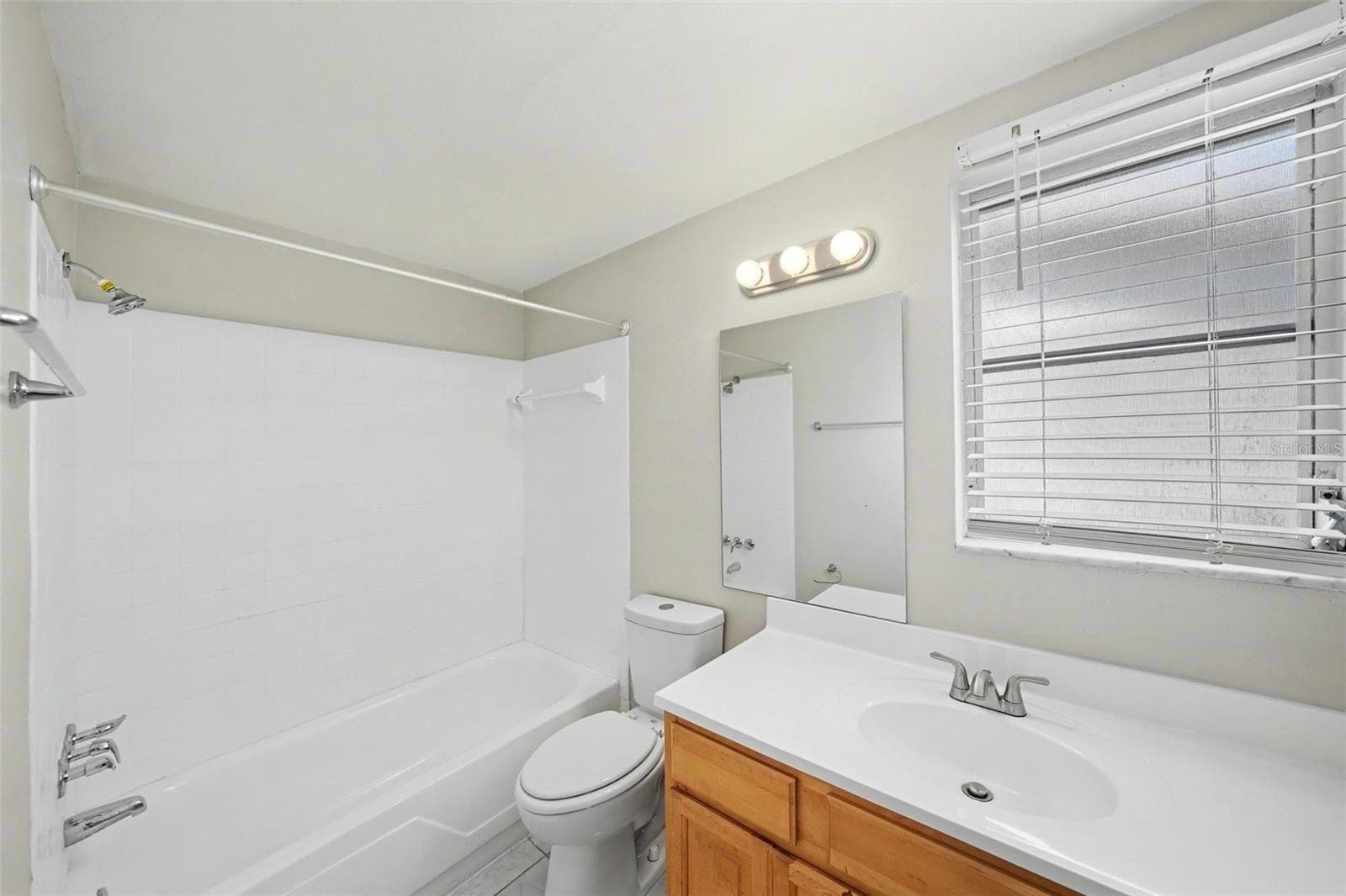 Single Family Residence at 10933 STAMFORD DR, PORT RICHEY, photo 17 of 21