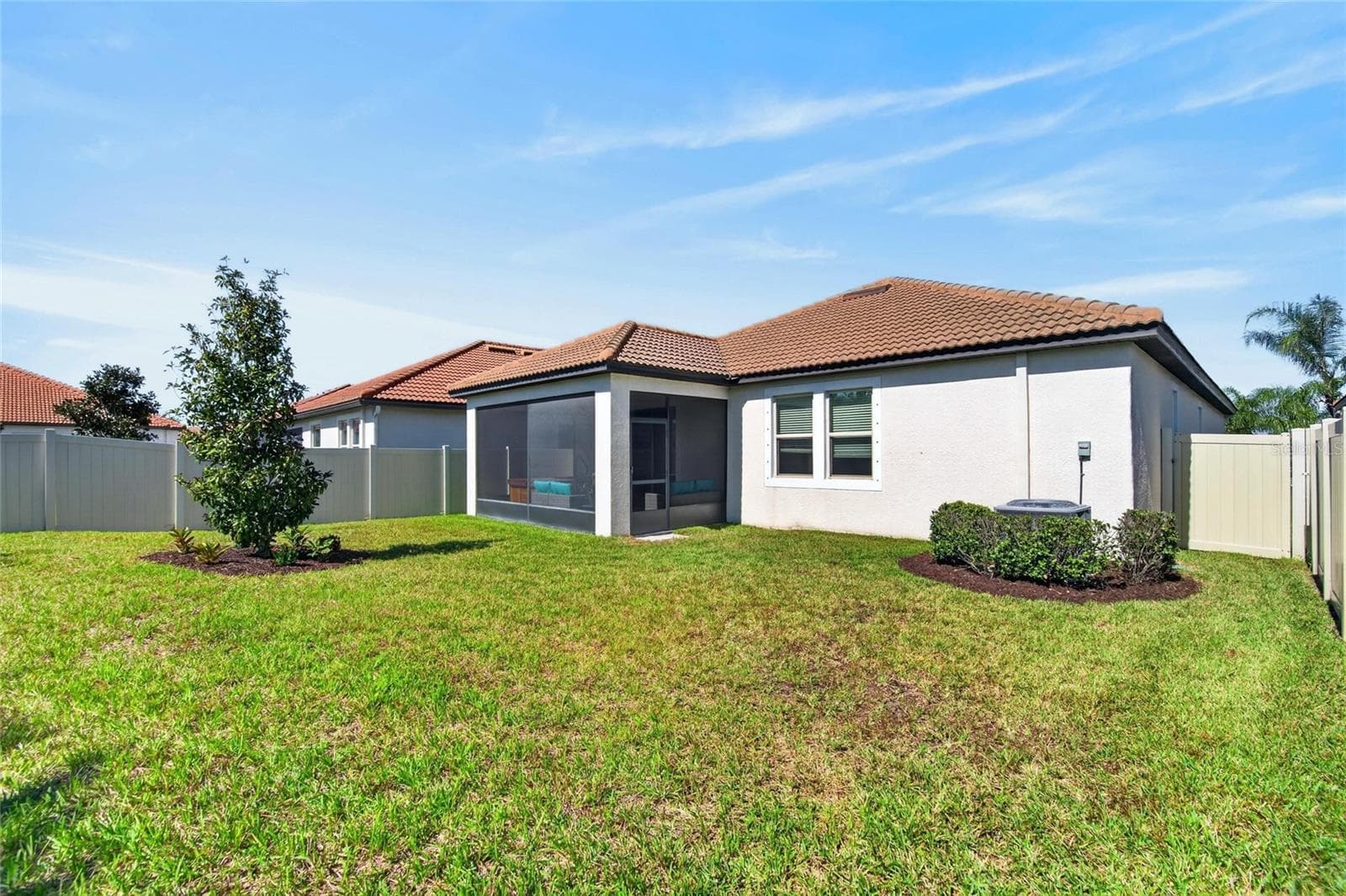Single Family Residence at 16922 ANCHOR ROOT ST, WIMAUMA, photo 14 of 75