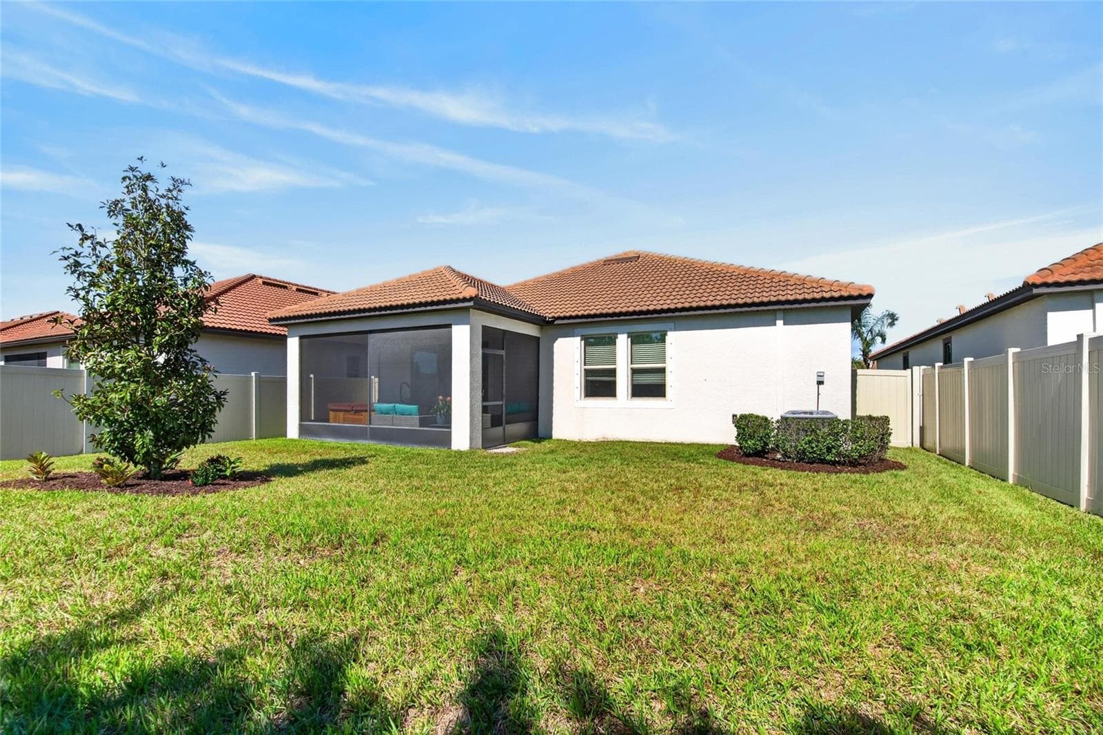 Single Family Residence at 16922 ANCHOR ROOT ST, WIMAUMA, photo 15 of 75