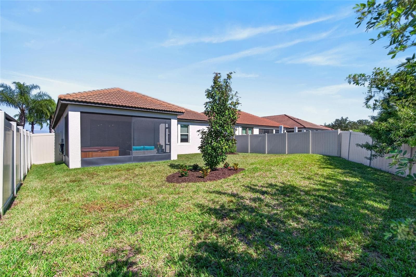 Single Family Residence at 16922 ANCHOR ROOT ST, WIMAUMA, photo 18 of 75