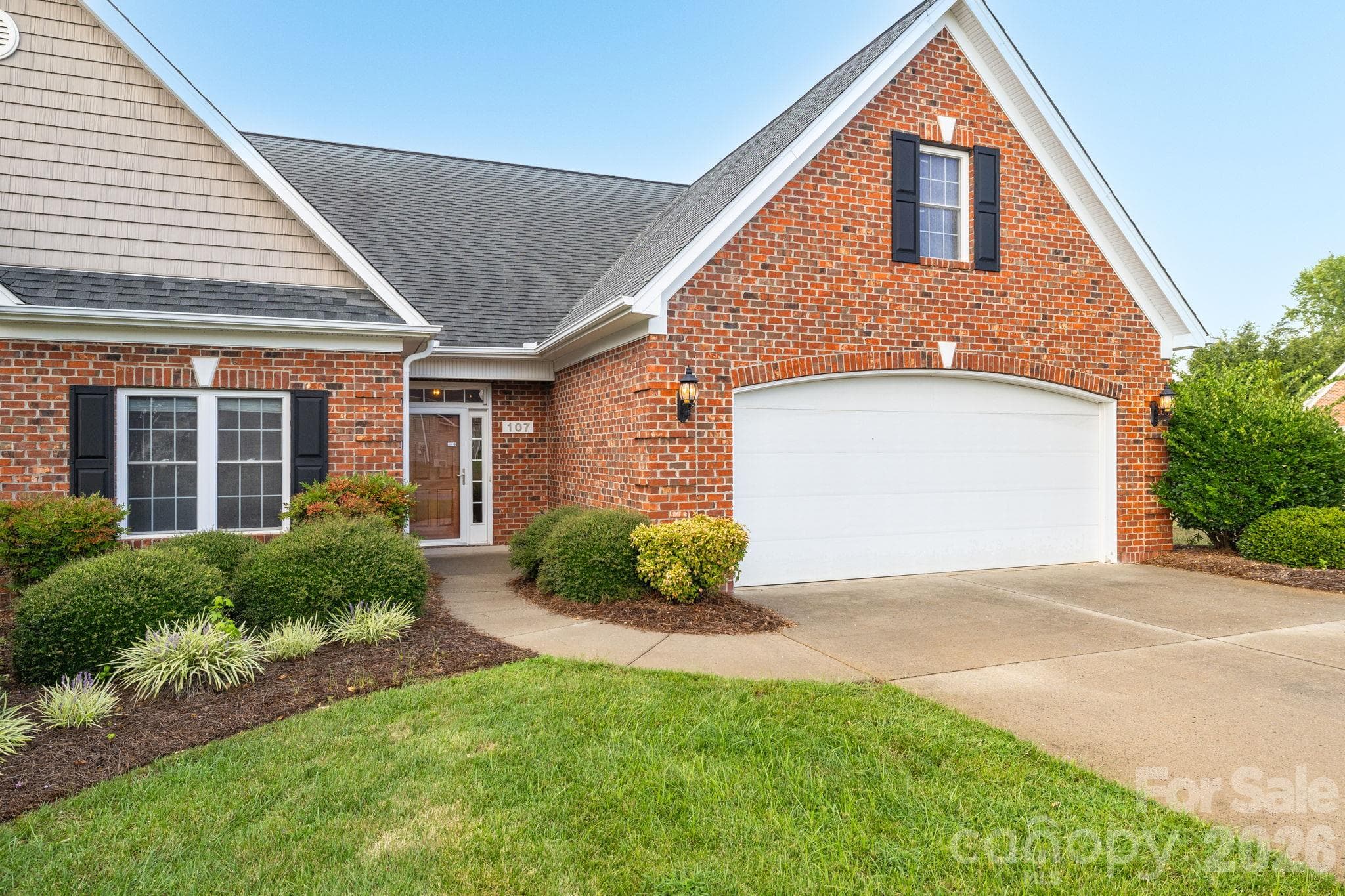Townhouse at 107 Sunny Place, Reidsville, photo 5 of 32