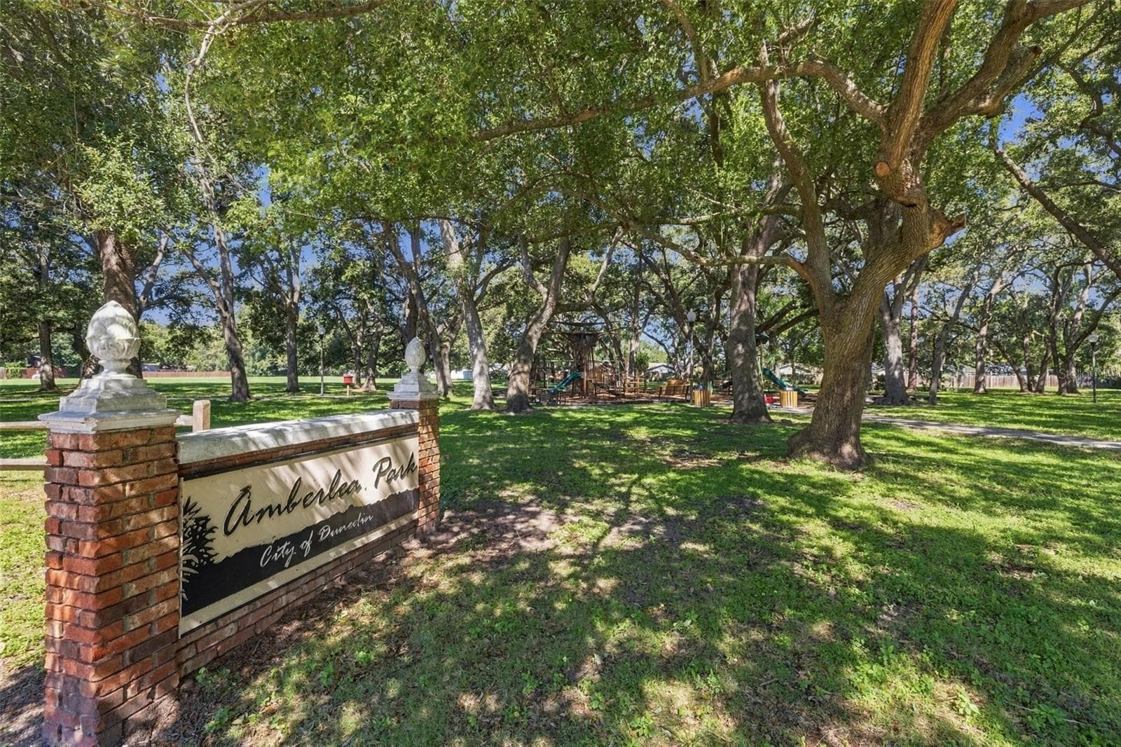 Community Amberlea Park and playground - 1613 GREENWOOD DR, DUNEDIN