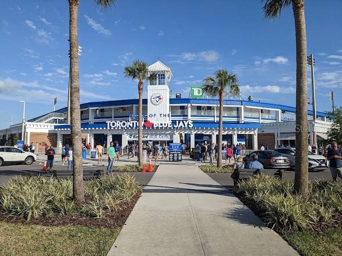 Dunedin Home of the Toronto Blue Jays Spring Training - 1613 GREENWOOD DR, DUNEDIN