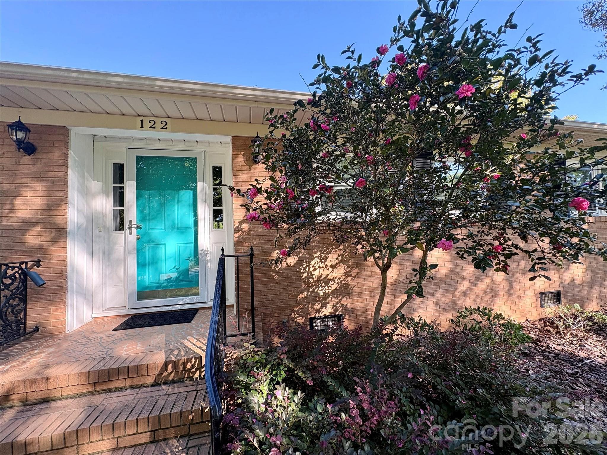 122 Chanticleer Court
