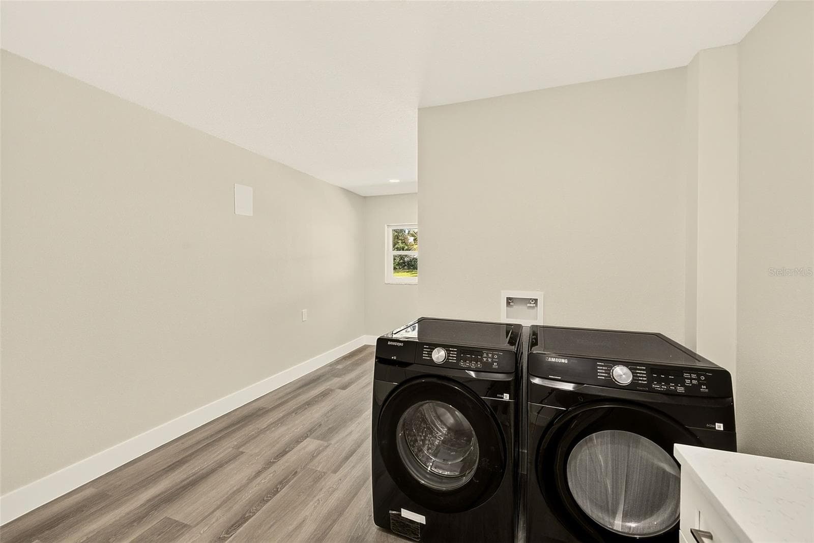 Single Family Residence at 1595 OAK LN, CLEARWATER, photo 25 of 64