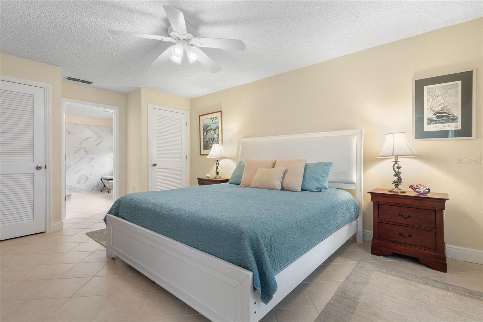 At the end of the day, retreat to your spacious primary suite, where soothing coastal tones and a peaceful atmosphere invite you to relax and recharge, with the added luxury of your own private ensuite bath. - 19 EDGELY LN, PALM COAST