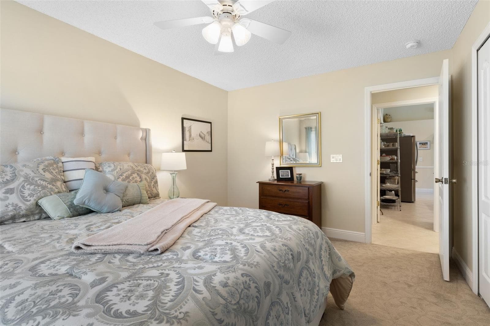 Whether family is visiting for the holidays or friends are extending their Florida getaway, guest bedroom #3 gives everyone a place to settle in, unpack, and stay awhile. - 19 EDGELY LN, PALM COAST