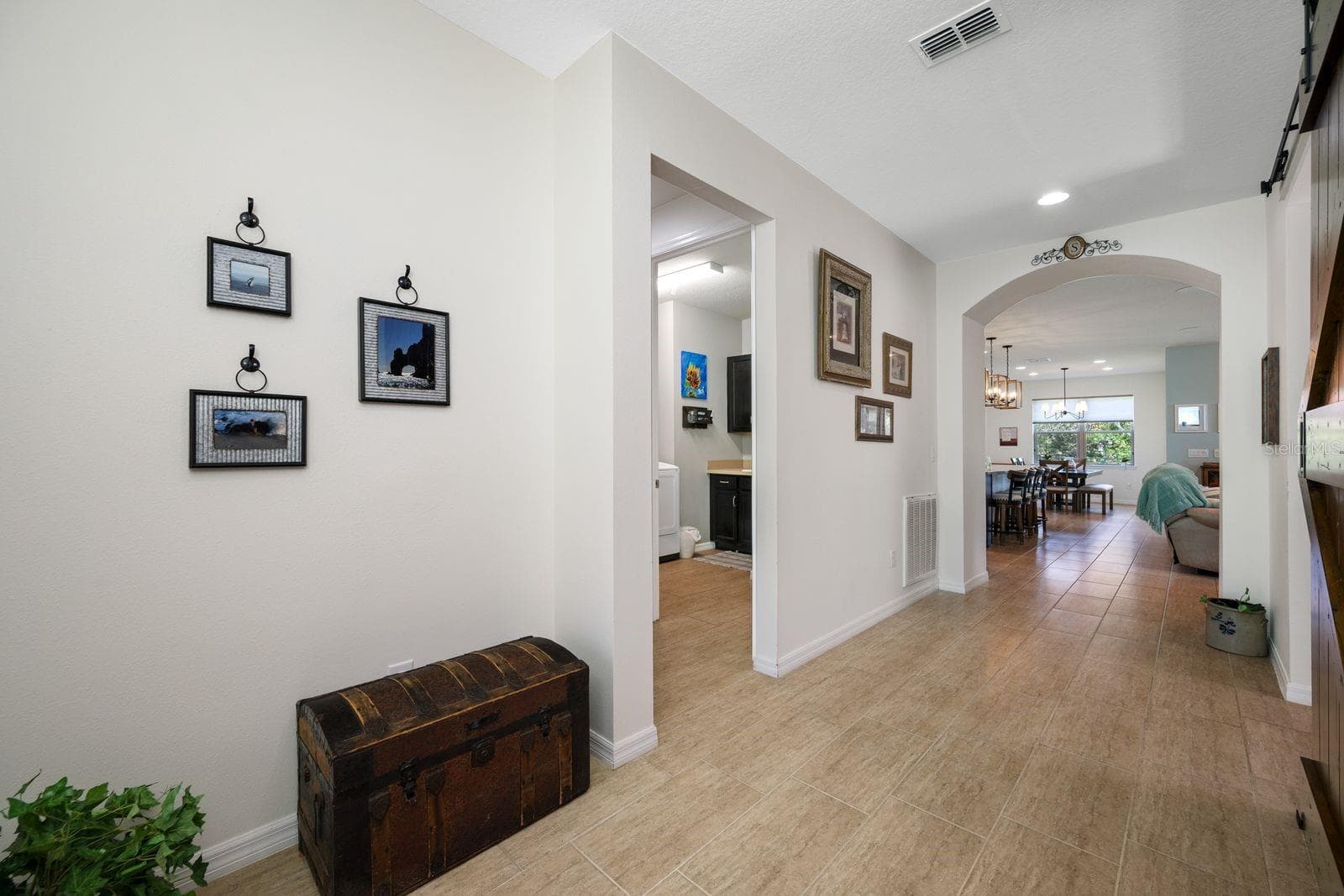 Single Family Residence at 5016 BELLA ARMONIA CIR, WIMAUMA, photo 12 of 60