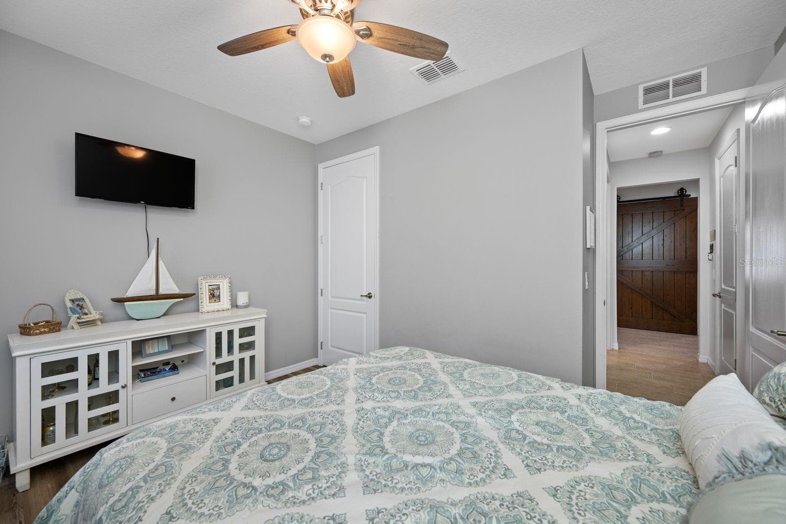 Single Family Residence at 5016 BELLA ARMONIA CIR, WIMAUMA, photo 18 of 60