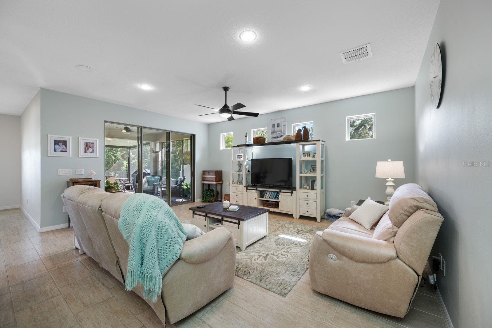 Single Family Residence at 5016 BELLA ARMONIA CIR, WIMAUMA, photo 29 of 60