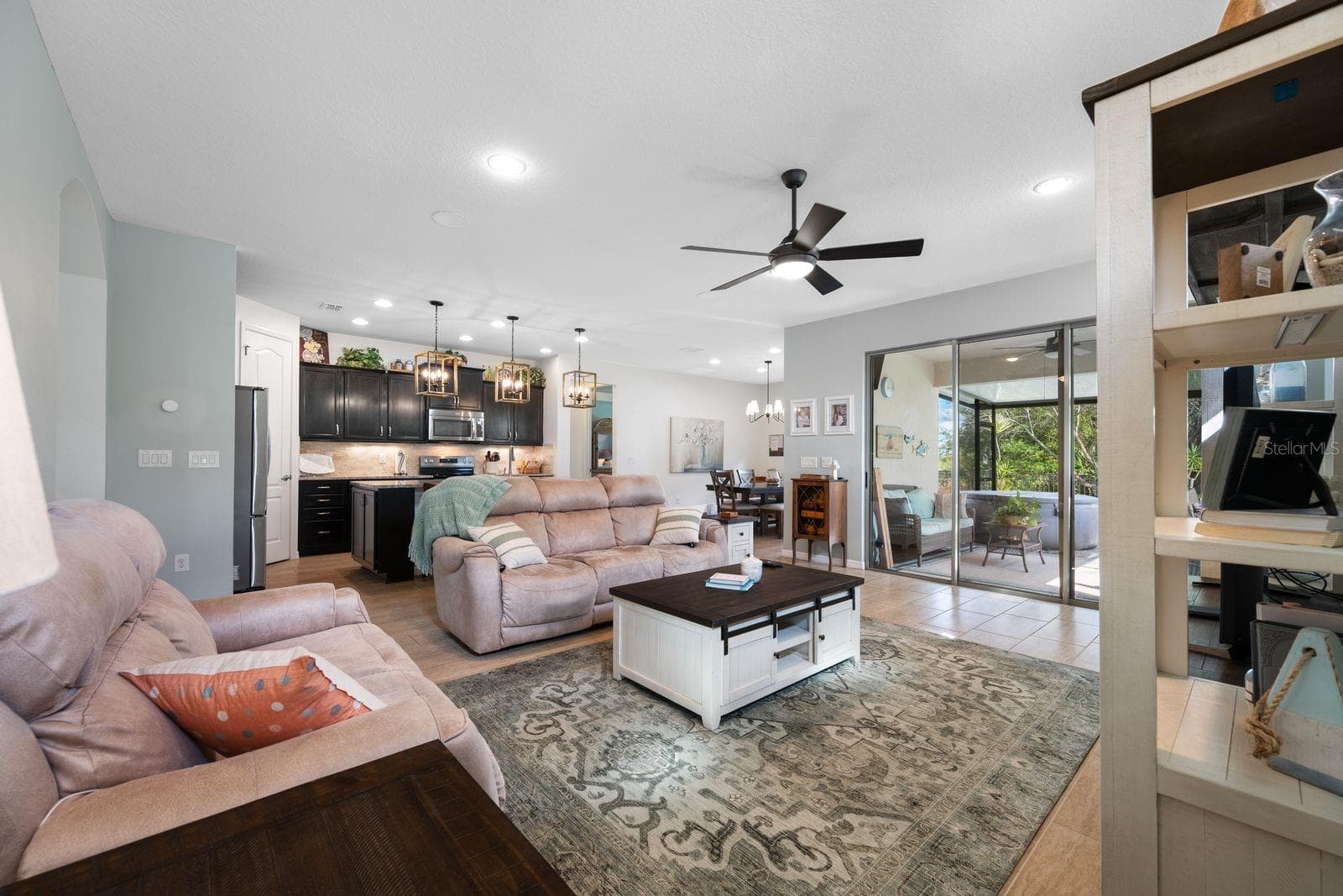 Single Family Residence at 5016 BELLA ARMONIA CIR, WIMAUMA, photo 33 of 60