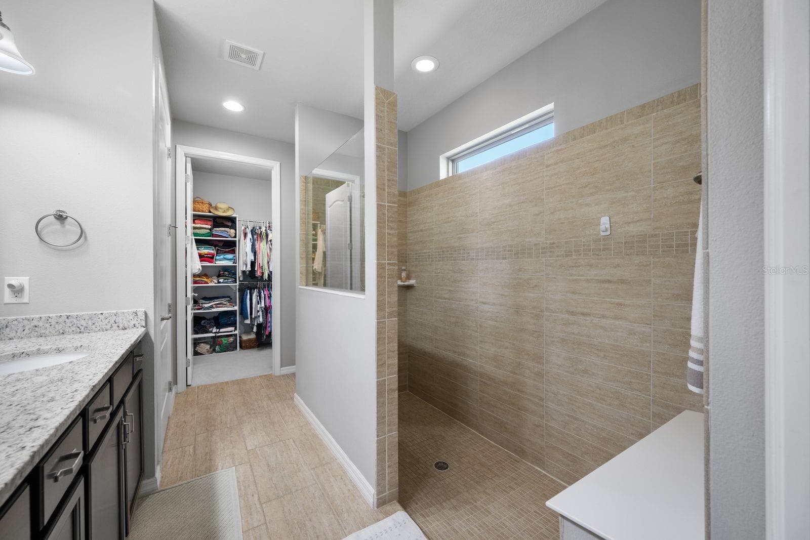 Single Family Residence at 5016 BELLA ARMONIA CIR, WIMAUMA, photo 39 of 60
