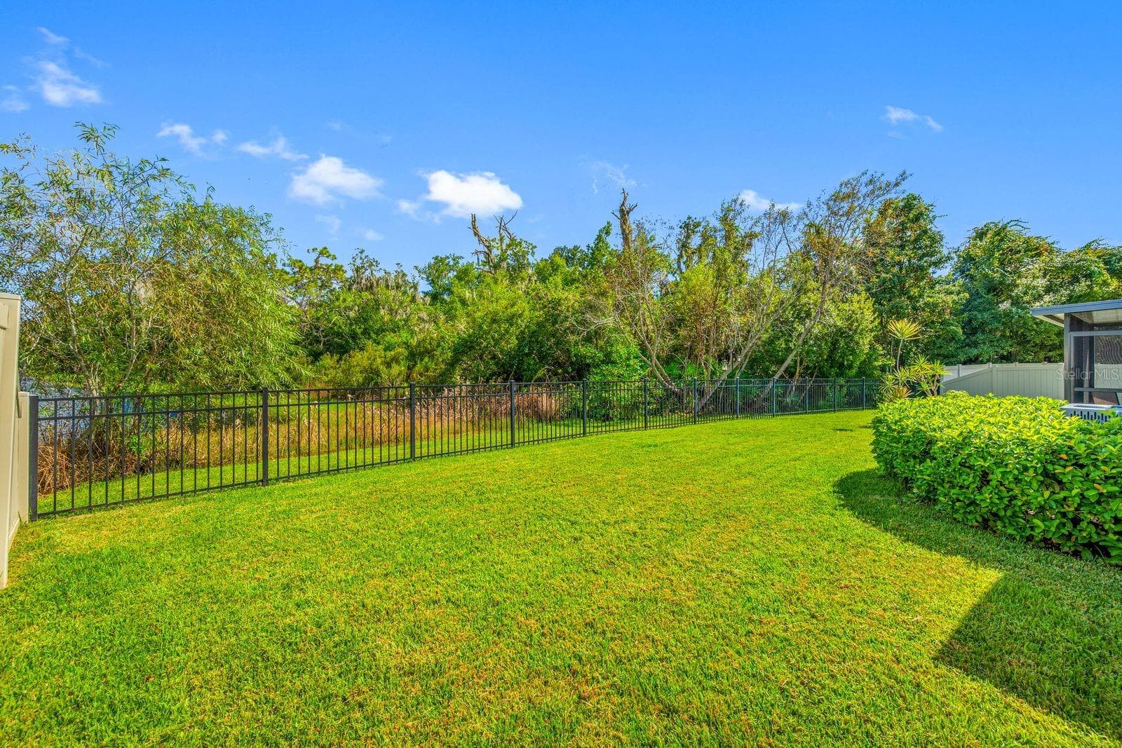 Single Family Residence at 5016 BELLA ARMONIA CIR, WIMAUMA, photo 45 of 60