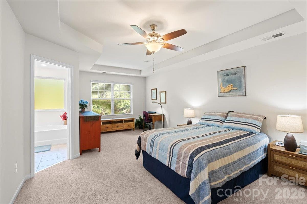 Townhouse at 3246 Yarmouth Lane, Gastonia, photo 16 of 31