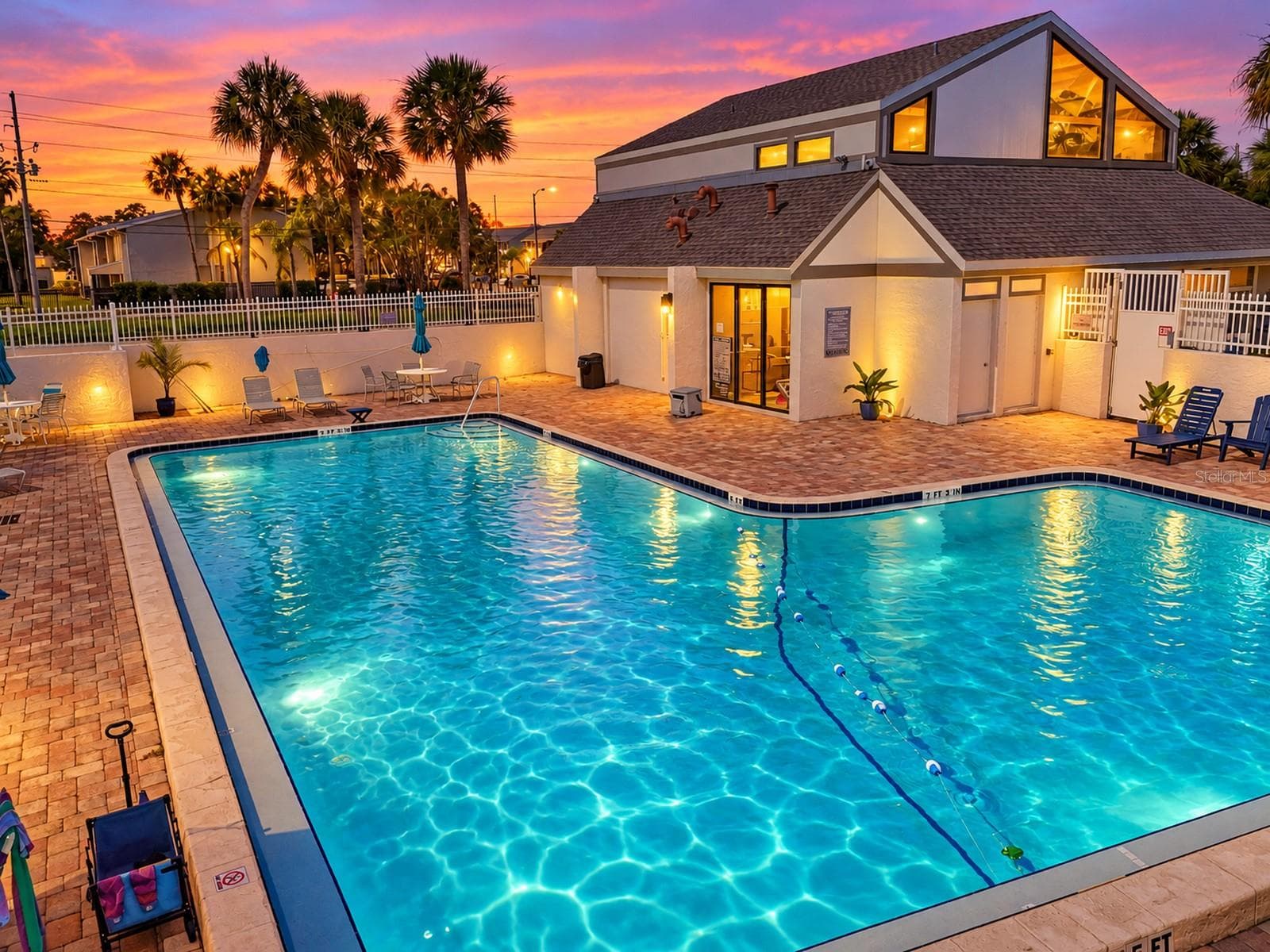 Condominium at 2132 LAKEWOOD CLUB DR S #8B, ST PETERSBURG, photo 5 of 47