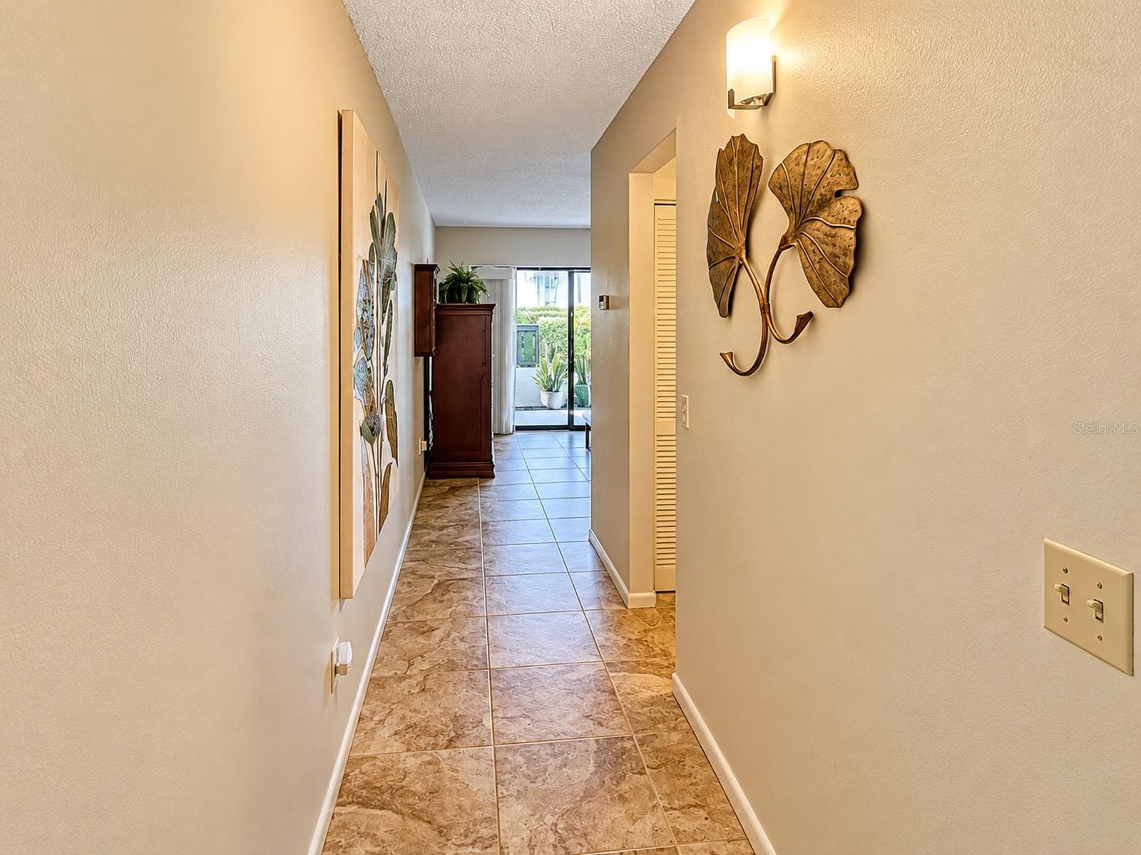 Condominium at 2132 LAKEWOOD CLUB DR S #8B, ST PETERSBURG, photo 12 of 47