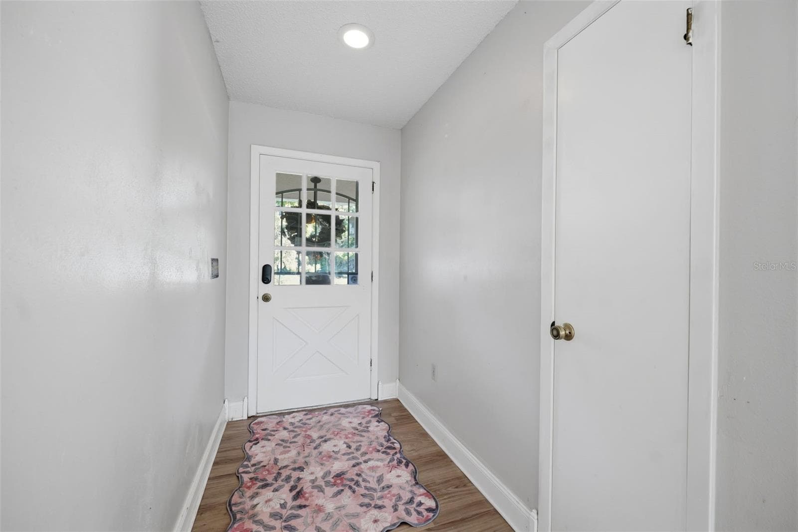 Foyer - 10048 AMIDON ST, SPRING HILL