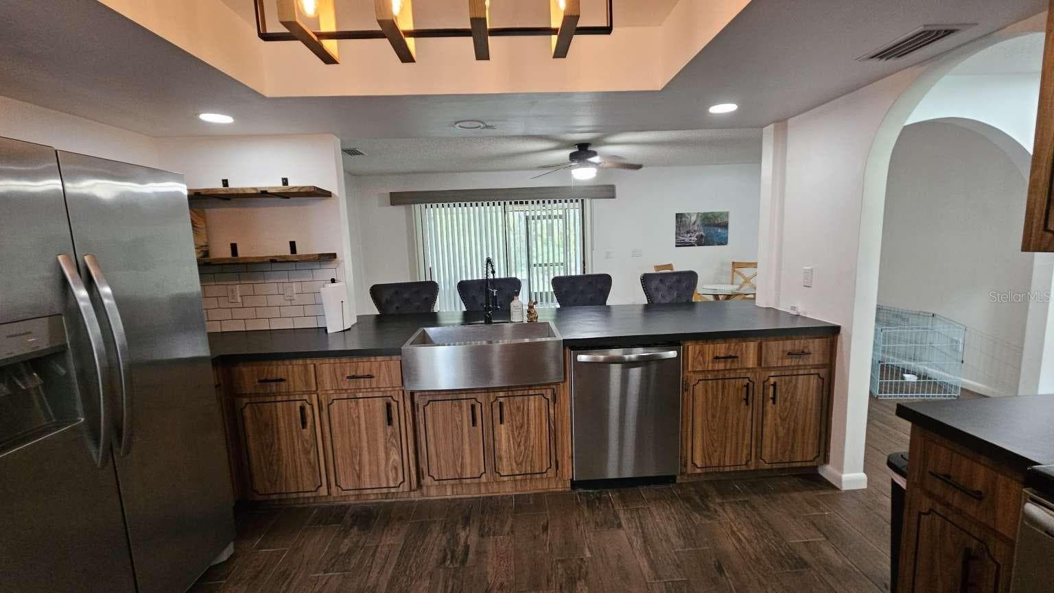 Single Family Residence at 18430 SW 75TH PL, DUNNELLON, photo 5 of 17