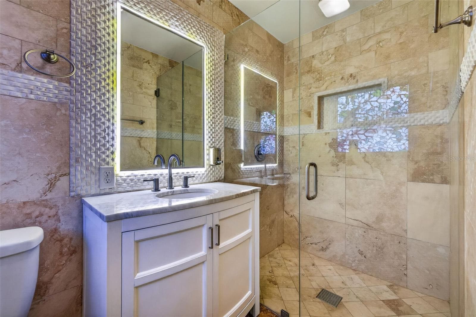 Single Family Residence at 1115 WOODSIDE AVE, CLEARWATER, photo 14 of 26