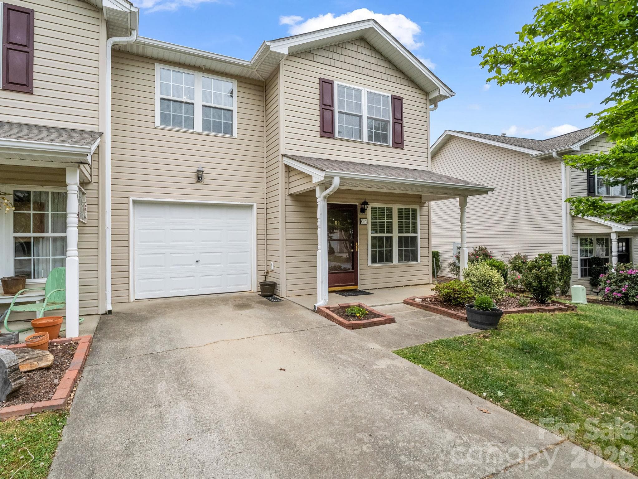 Condominium at 64 Lanceford Circle, Fletcher, photo 3 of 31