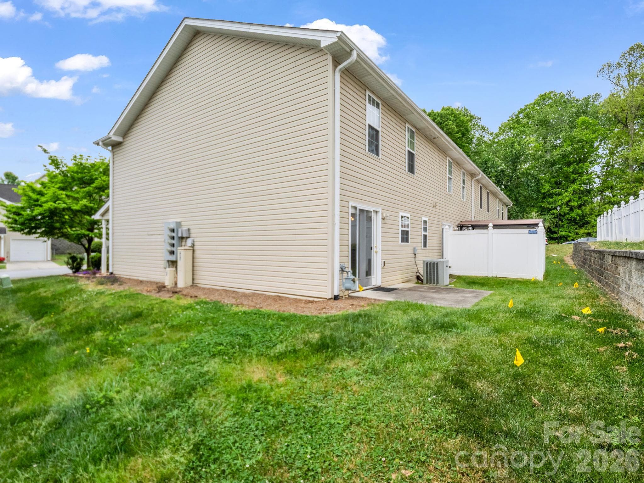 Condominium at 64 Lanceford Circle, Fletcher, photo 4 of 31