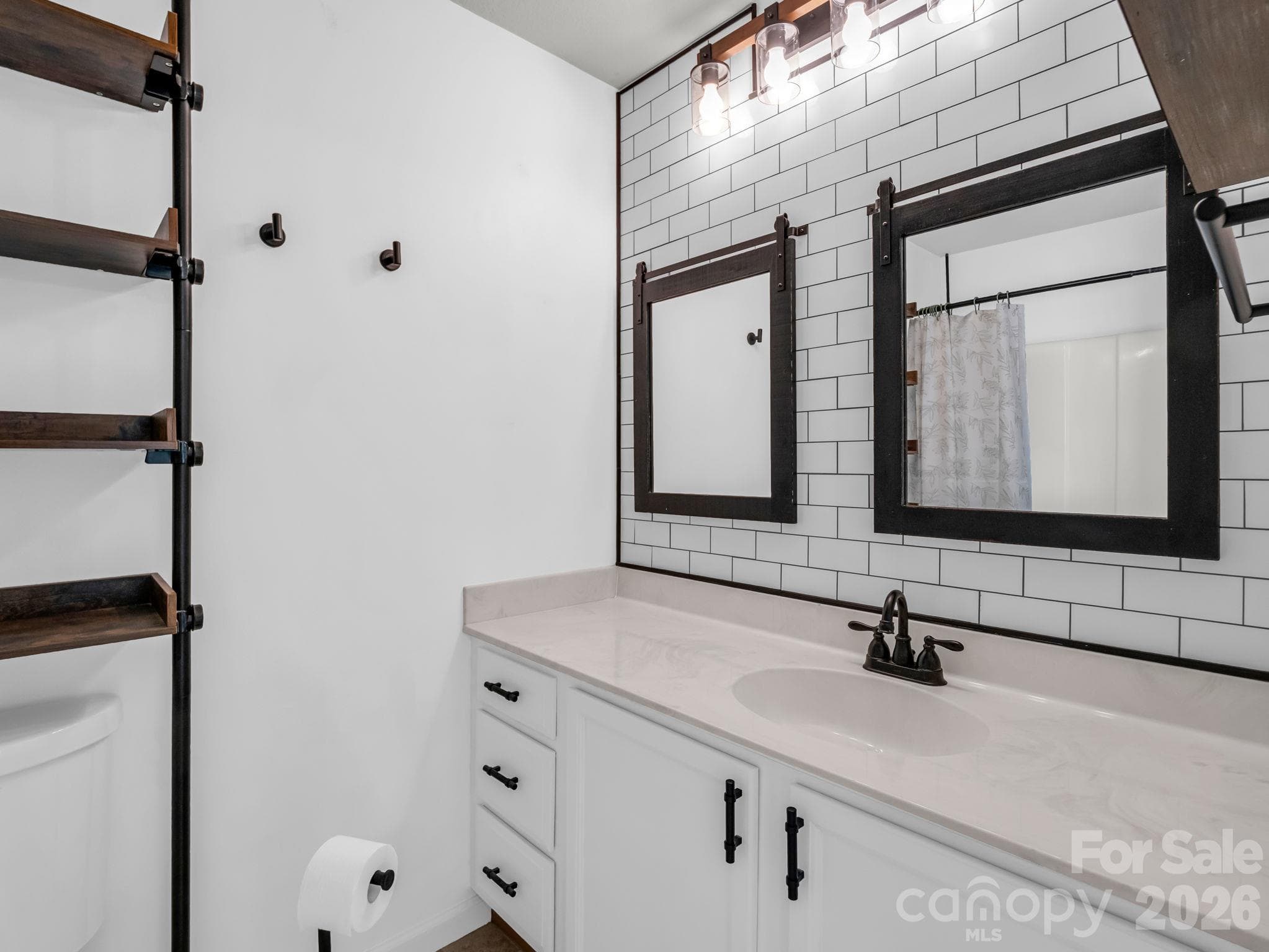 Condominium at 64 Lanceford Circle, Fletcher, photo 17 of 31