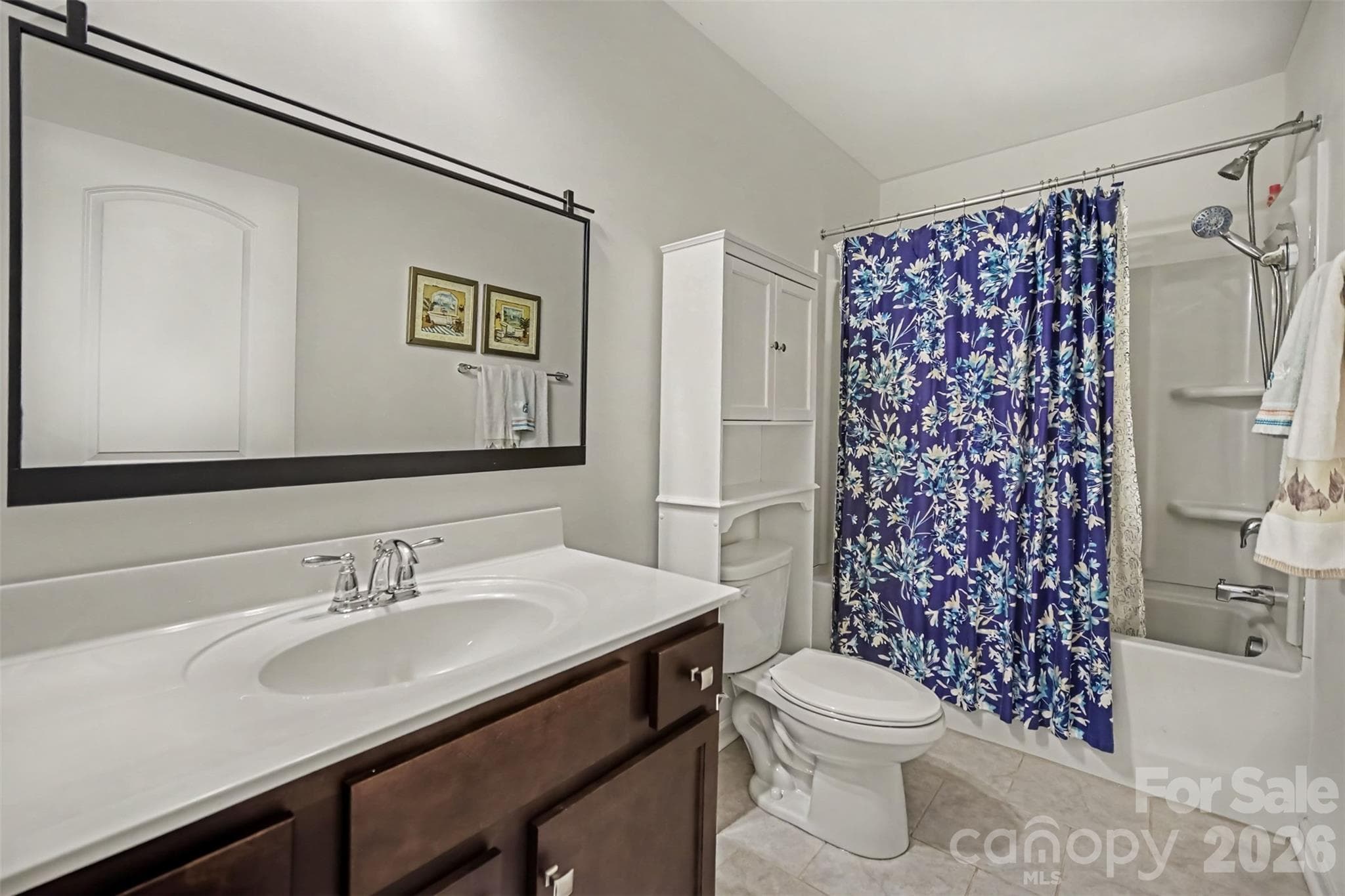 Second full bathroom - 122 Divot Lane, Statesville