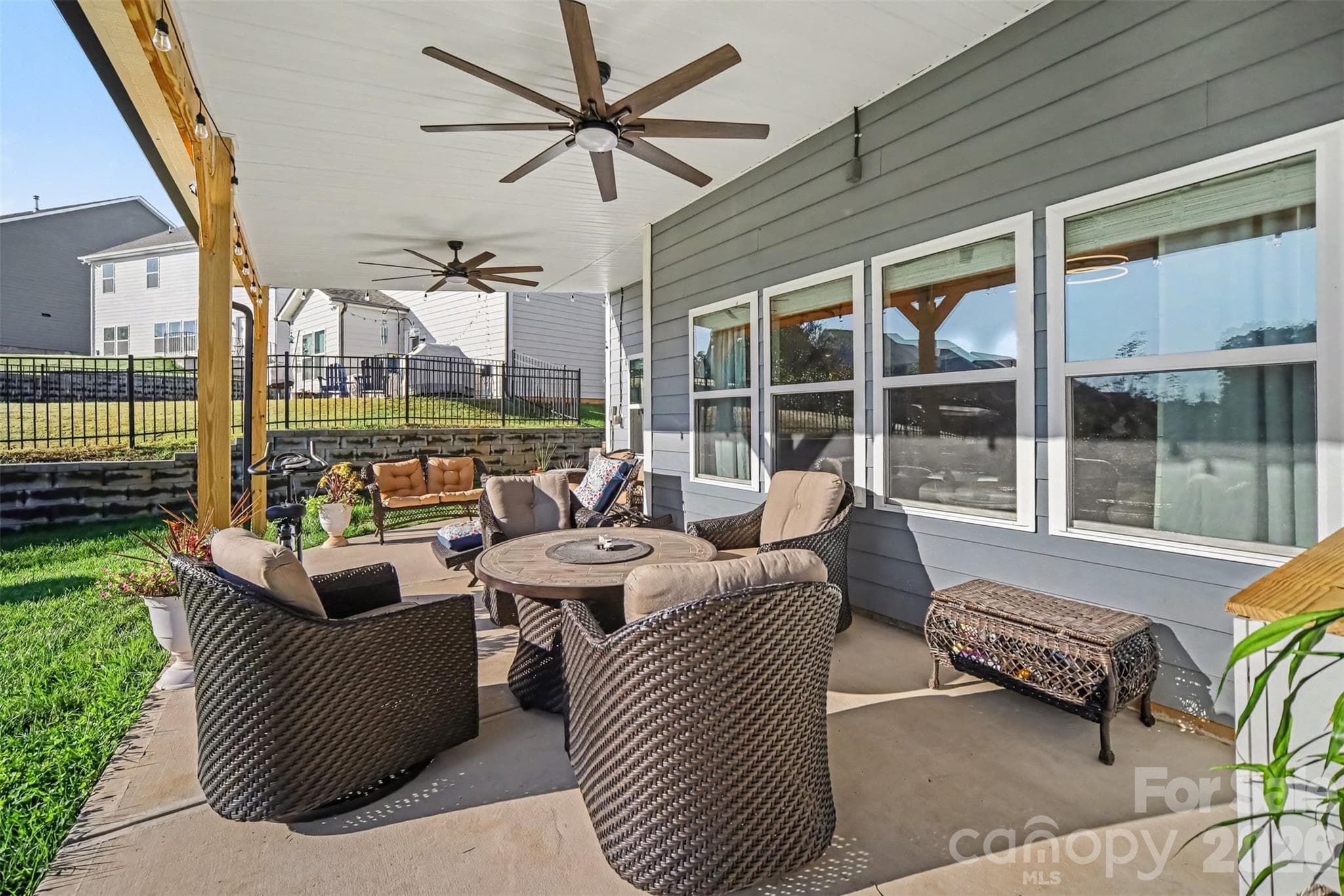 Single Family Residence at 122 Divot Lane, Statesville, photo 32 of 42