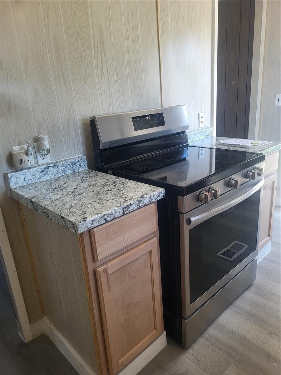 Mobile Home at 6580 SEMINOLE BLVD N #301A, SEMINOLE, photo 6 of 35