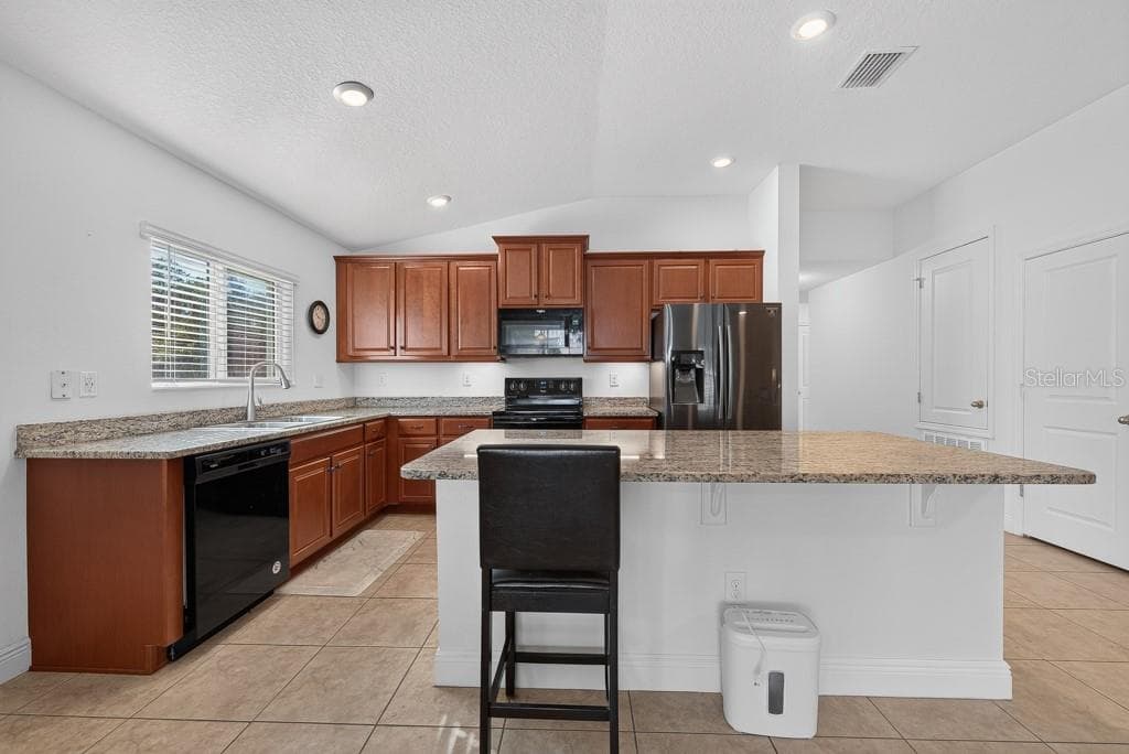 Single Family Residence at 9244 FREEDOM HILL DR, SEFFNER, photo 4 of 54