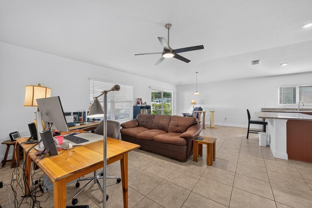 Single Family Residence at 9244 FREEDOM HILL DR, SEFFNER, photo 16 of 54