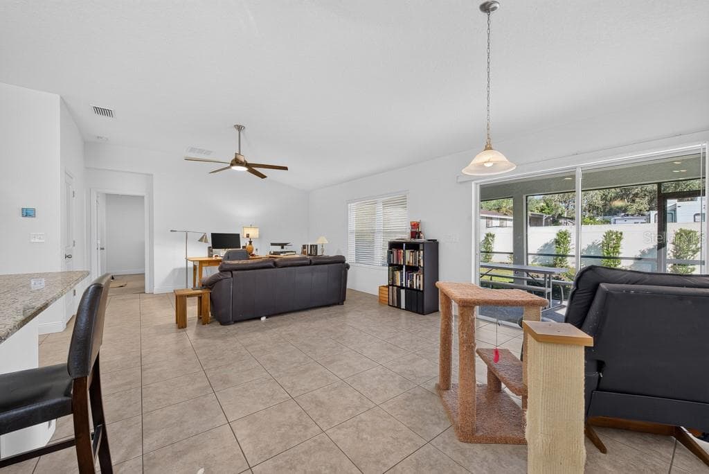 Single Family Residence at 9244 FREEDOM HILL DR, SEFFNER, photo 18 of 54