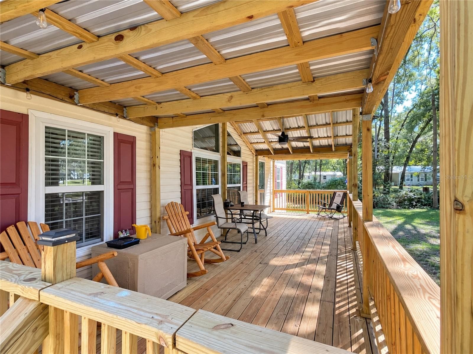 Manufactured Home at 17371 NW 83RD CT, FANNING SPRINGS, photo 4 of 30